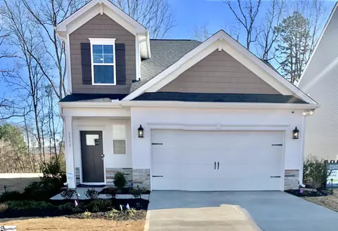 1113 Forestbrook Ln, Spartanburg, SC 29303