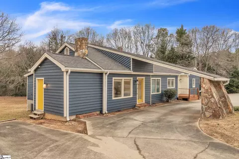 140 Neely Ferry Rd, Simpsonville, SC 29680