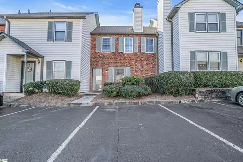2010 Spring Wood Dr, Mauldin, SC 29662