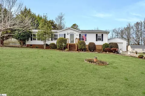 621 Courtland Way, Greer, SC 29651