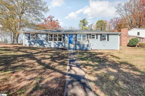 101 Club View Dr, Greenville, SC 29609