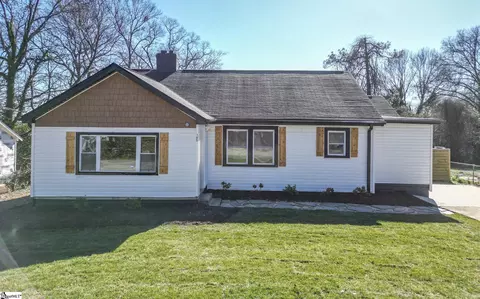 105 Monteith Cir, Greenville, SC 29605