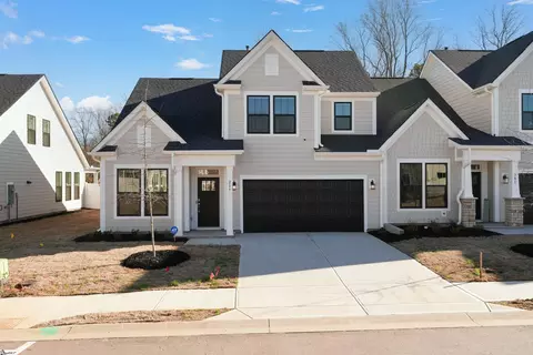 217 Ash Pond Ln, Simpsonville, SC 29681