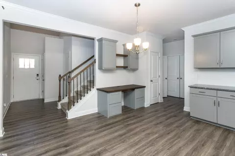 567 Yellow Fox Rd, Greer, SC 29650 photo 2