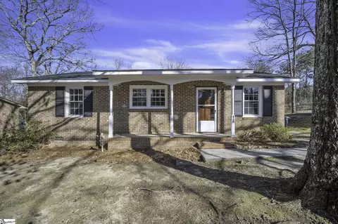 12 Pine Valley Rd, Piedmont, SC 29673