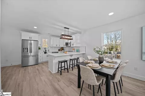 Dining - 103 Clayton St, Greer, SC 29650 photo 1 of 1