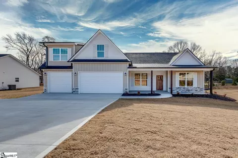 108 Cliftons Landing Dr, Anderson, SC 29625