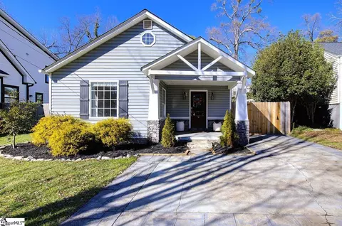 9 Douglas Dr, Greenville, SC 29605