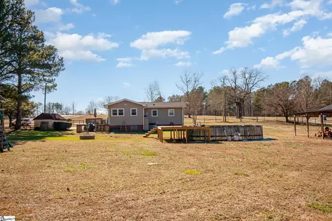 Exterior - 325 Berry Rd, Pelzer, SC 29669 photo 9 of 17