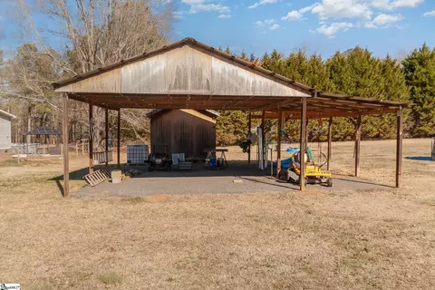 Exterior - 325 Berry Rd, Pelzer, SC 29669 photo 6 of 17