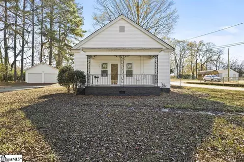 361 Church St, Woodruff, SC 29388
