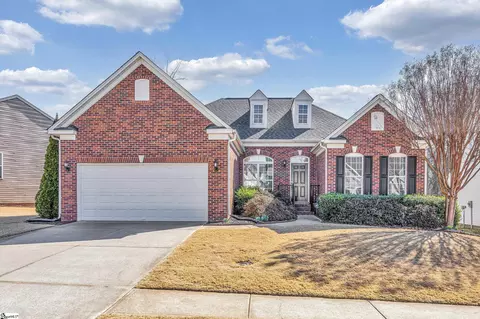 213 Brenleigh Ct, Simpsonville, SC 29680