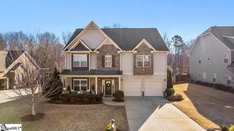 233 Colfax Dr, Boiling Springs, SC 29316