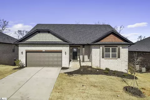 336 Rolling Waters Dr, Greenville, SC 29605