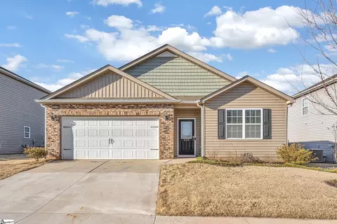 310 Cabot Hill Ln, Greer, SC 29651