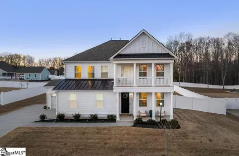 211 Deerview Trl, Simpsonville, SC 29680