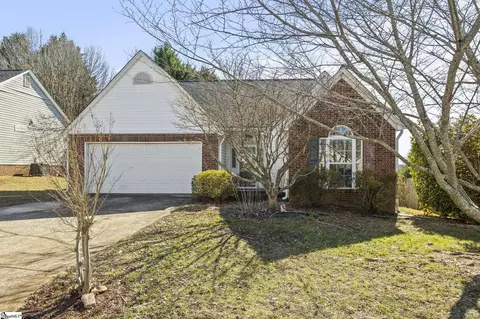 143 Fawnbrook Dr, Greer, SC 29650