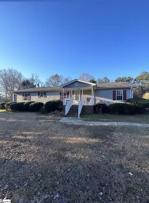 112 Foothills Trl, Gray Court, SC 29645