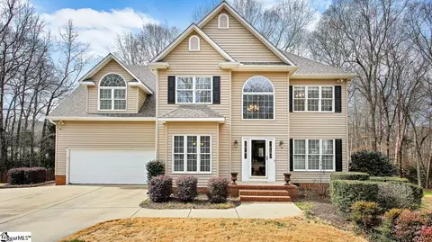 10 Brook Run Ct, Simpsonville, SC 29680