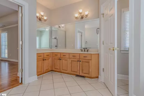Bath - 4607 Old Easley Bridge Rd, Easley, SC 29642 photo 3 of 5