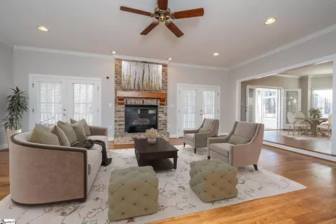 Living - 4607 Old Easley Bridge Rd, Easley, SC 29642 photo 1 of 3