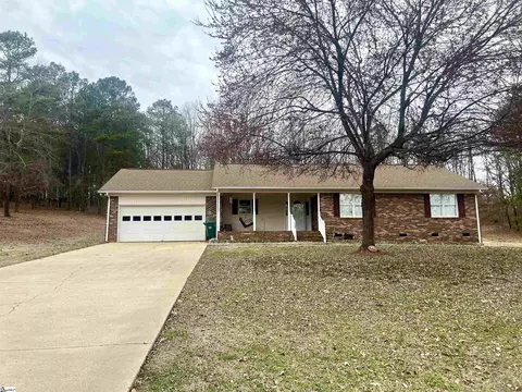 135 Williams Rd, Gaffney, SC 29341