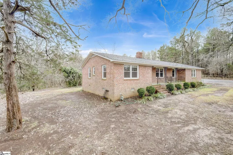 Exterior - 4964 Highway 49, Laurens, SC 29360 photo 3 of 7