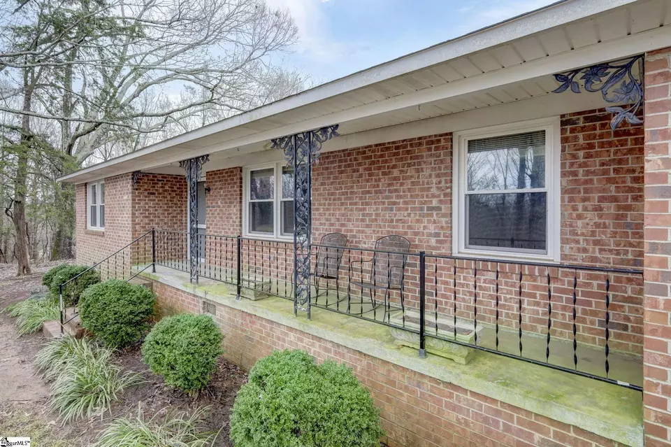 Exterior - 4964 Highway 49, Laurens, SC 29360 photo 4 of 7