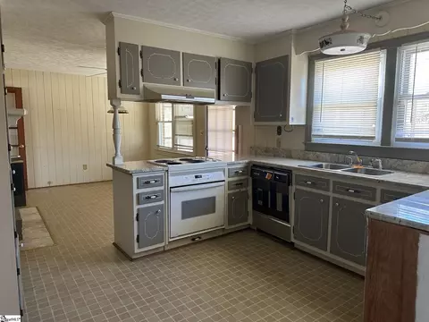Kitchen - 601 Old Pendleton Rd, Easley, SC 29642 photo 1 of 1