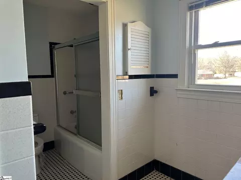 Bath - 601 Old Pendleton Rd, Easley, SC 29642 photo 1 of 1