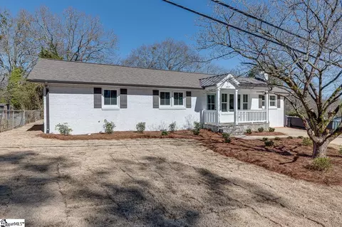 1017 Jacobs Rd, Greenville, SC 29605