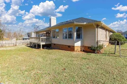 Exterior - 309 Middleton Ct, Moore, SC 29369 photo 3 of 4