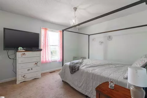 Bedroom - 309 Middleton Ct, Moore, SC 29369 photo 3 of 4