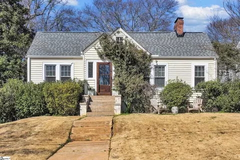 14 Phillips Ln, Greenville, SC 29605