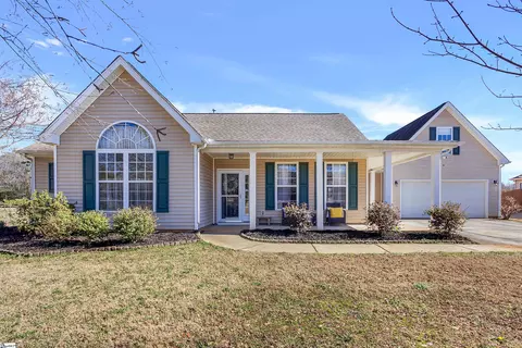 160 Pendock Ln, Piedmont, SC 29673