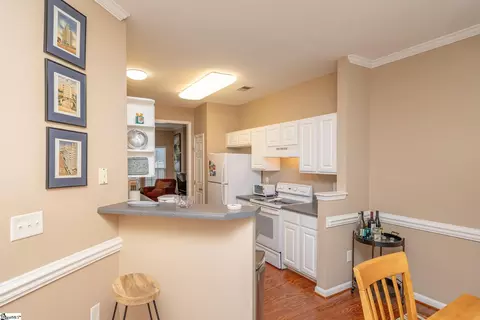 Kitchen - 174 Spring Crossing Cir, Greer, SC 29650 photo 3 of 4