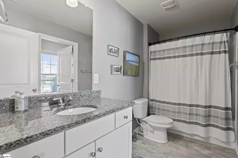 Bath - 207 Granito Dr, Greer, SC 29650 photo 4 of 4