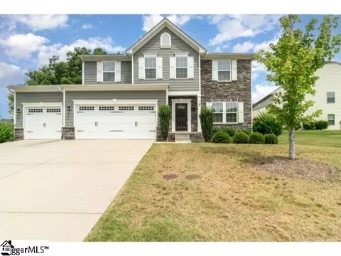 4 Fawn Hill Dr, Simpsonville, SC 29681
