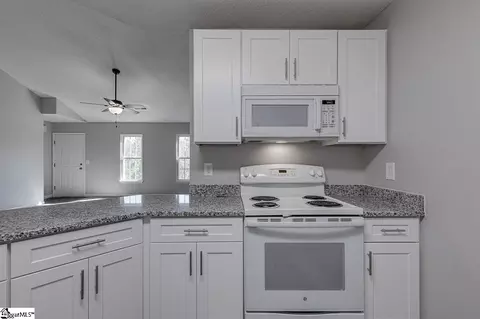 Kitchen - 115 Ascot Dr, Easley, SC 29642 photo 6 of 6