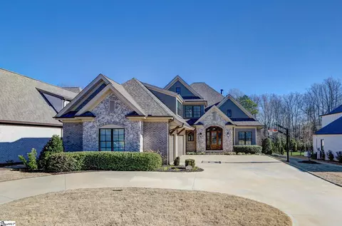 310 Redfern Ct, Simpsonville, SC 29681