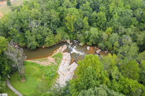 View/Area - 8 River Way Dr, Greer, SC 29651 photo 2 of 2
