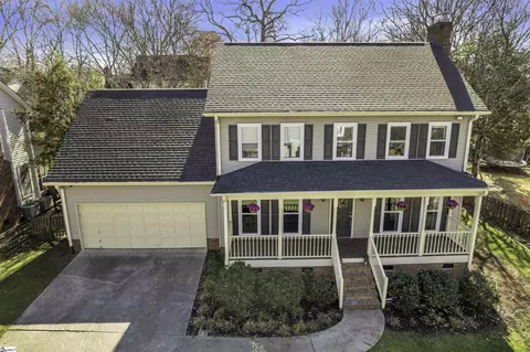 Exterior - 8 River Way Dr, Greer, SC 29651 photo 3 of 12