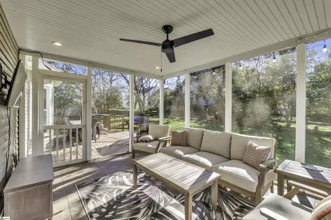 Exterior - 8 River Way Dr, Greer, SC 29651 photo 6 of 12