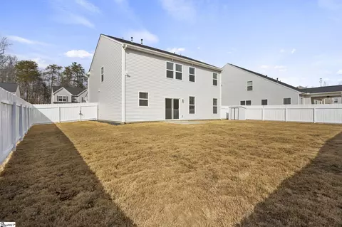 Exterior - 704 Chesterfield Ct, Boiling Springs, SC 29316 photo 3 of 7