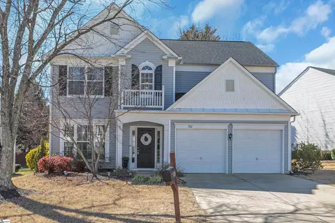 302 Collingsworth Ln, Greenville, SC 29615