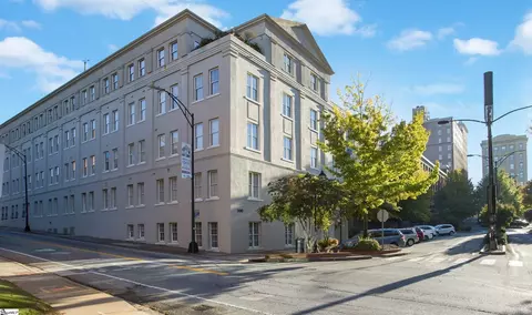100 W Court St UNIT 3F, Greenville, SC 29601