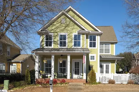100 Clairhill Ct, Simpsonville, SC 29680