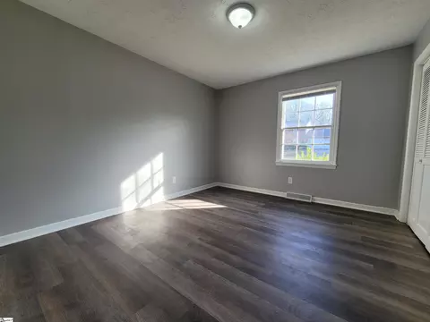 Other - 200 Hedgewood Ter, Greer, SC 29650 photo 3 of 9