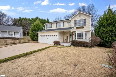 8 Willow Wood Cir, Taylors, SC 29687