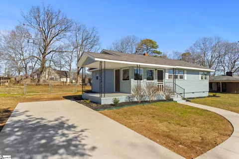 15 Berea Ln, Greenville, SC 29617